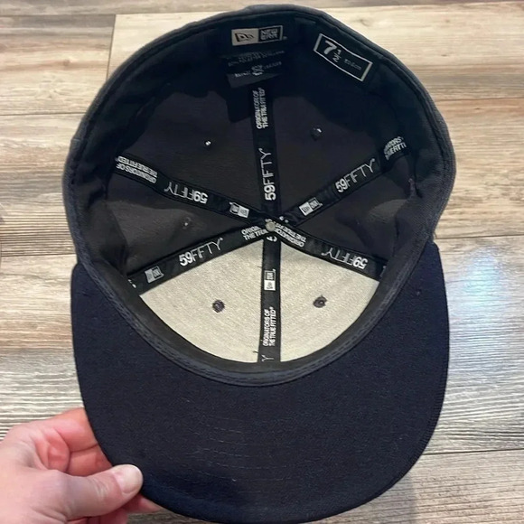 NWT Pitt Panthers New Era 59Fifty Flat Brim Gray Navy Gold Fitted Size 7 1/2 - Picture 5 of 6